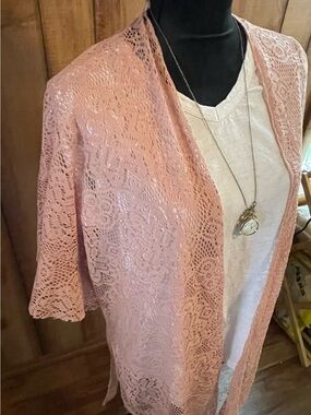 David and Young Blush Lace Open Cardigan